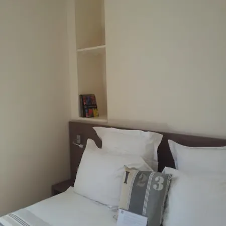 Le Benhuyc Hotell