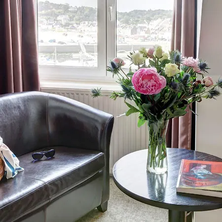 Le Benhuyc Hotell 3*