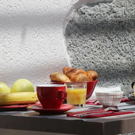 Le Benhuyc Hotell